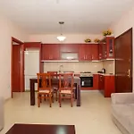 Shared Apt- Private Room With 2 Beds